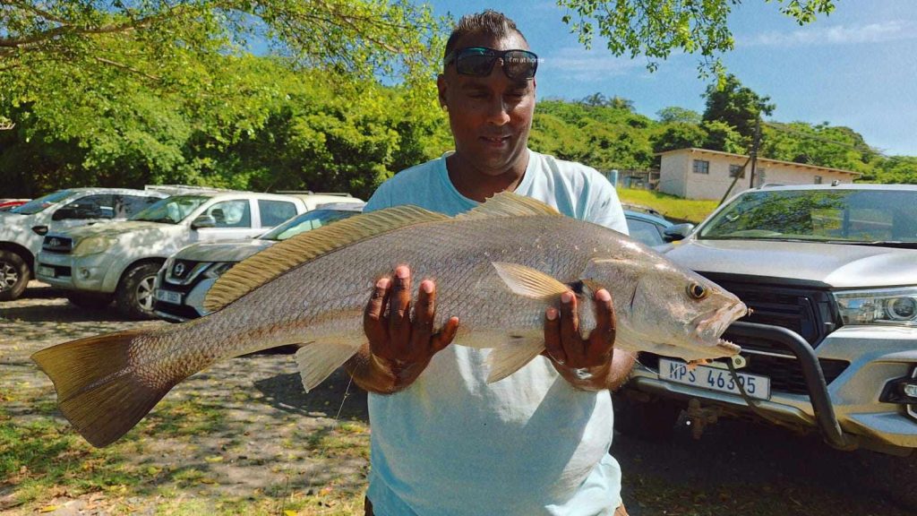 Nash of fire with his square tailed kob in the Umzimkulu Estuary recently.